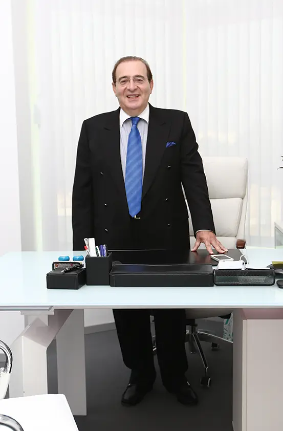 Dr Al Rustom